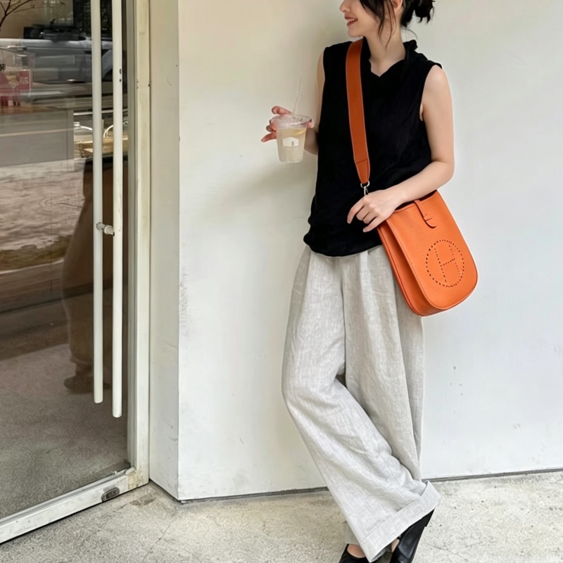 HERMES愛馬仕Evelyne伊芙琳29火焰橙銀扣單肩斜挎包👜-32