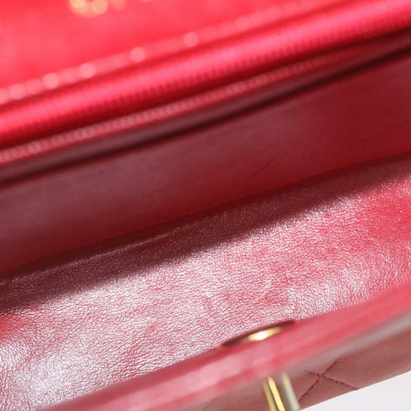 【日本直送】香奈兒迷你絎縫鏈條翻蓋手提包，羊皮材質，紅色金色雙C標誌，正品編號hs688M-9