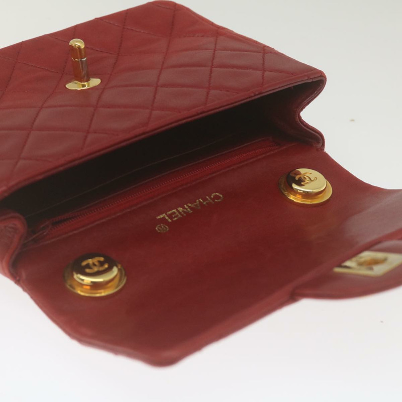 【日本直送】香奈兒迷你絎縫鏈條翻蓋手提包，羊皮材質，紅色金色雙C標誌，正品編號hs688M-17