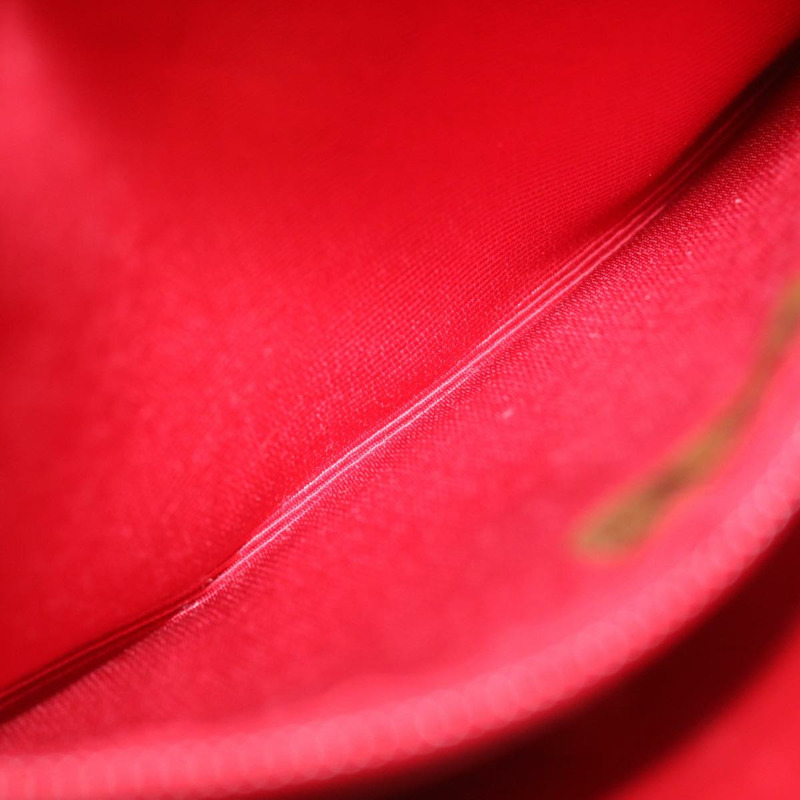 【日本直送】香奈兒迷你絎縫鏈條翻蓋手提包，羊皮材質，紅色金色雙C標誌，正品編號hs688M-21