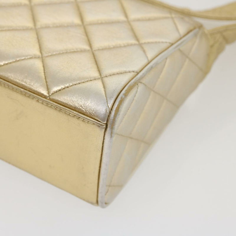 【日本直送】香奈兒 (CHANEL) Matelasse 羊皮單肩包，金色雙C標誌，正品編號 29567SAV-14