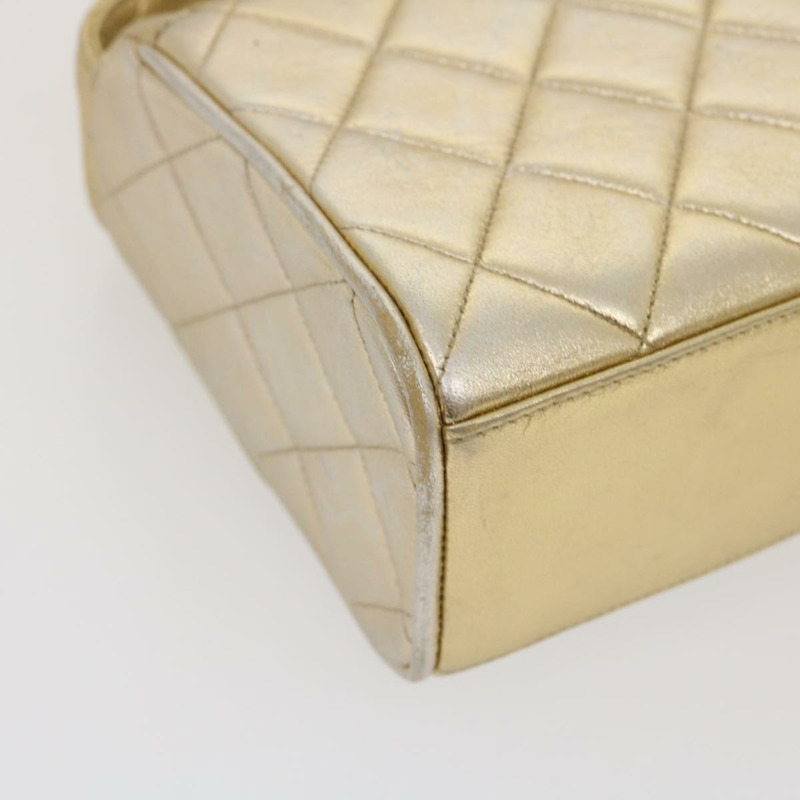 【日本直送】香奈兒 (CHANEL) Matelasse 羊皮單肩包，金色雙C標誌，正品編號 29567SAV-15