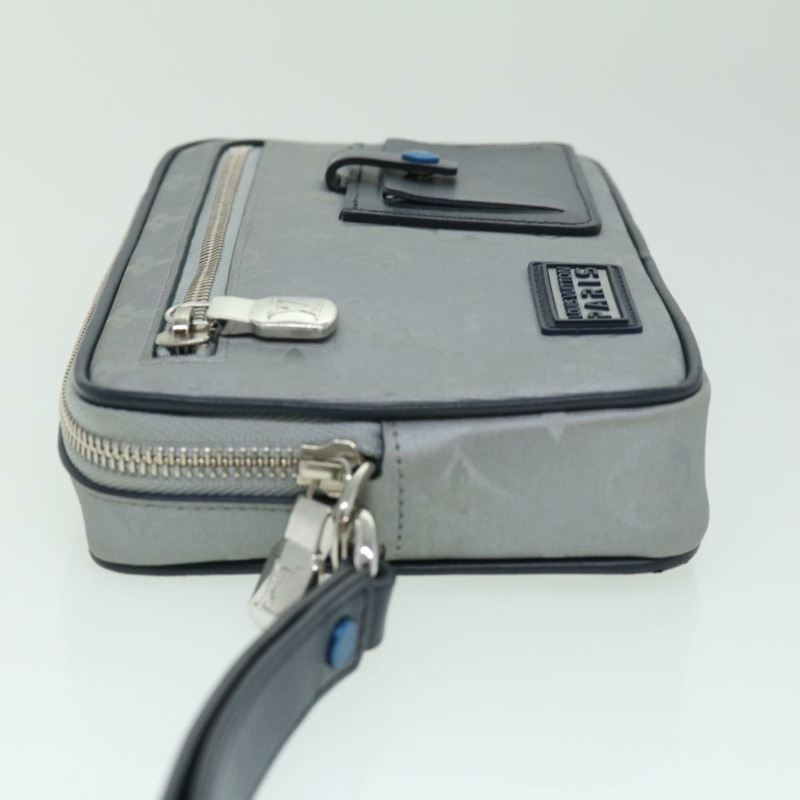 【日本直送】路易威登 Monogram Satellite 手拿包 銀色 M44171 LV 正品 32349SAV-3