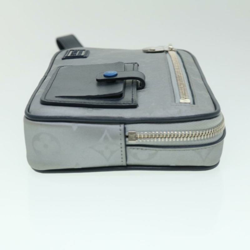 【日本直送】路易威登 Monogram Satellite 手拿包 銀色 M44171 LV 正品 32349SAV-4