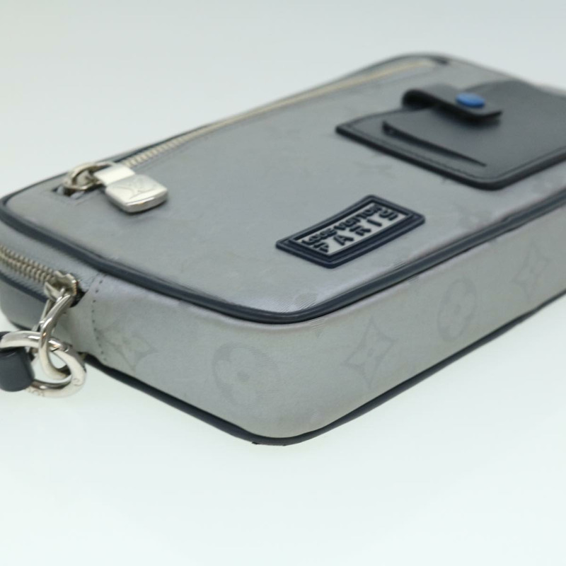 【日本直送】路易威登 Monogram Satellite 手拿包 銀色 M44171 LV 正品 32349SAV-14