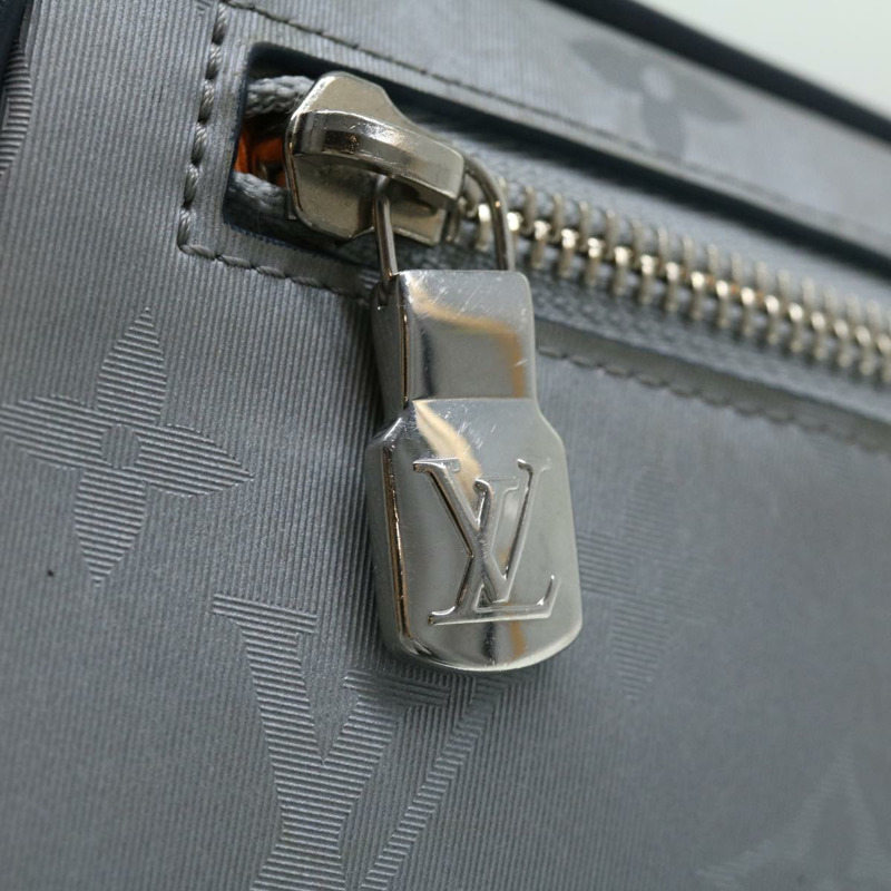 【日本直送】路易威登 Monogram Satellite 手拿包 銀色 M44171 LV 正品 32349SAV-17