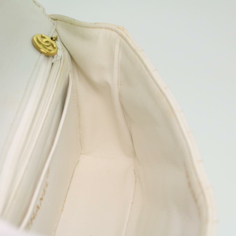 【日本直送】香奈兒 Matelasse 23 旋轉鎖扣單肩包，羊皮材質，棕色/白色，CC 標誌，正品編號 32160SAV-21