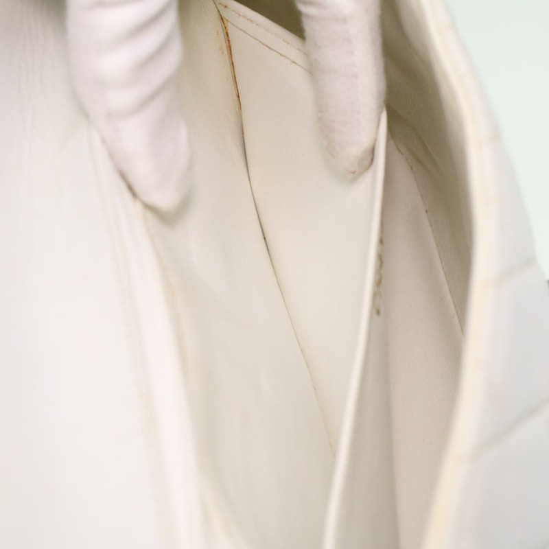 【日本直送】香奈兒 Matelasse 23 旋轉鎖扣單肩包，羊皮材質，棕色/白色，CC 標誌，正品編號 32160SAV-22