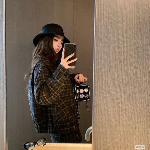 CHANEL 23S眼影盒子mini 鏈條包 5.5*5.5*2  95新 配件盒子