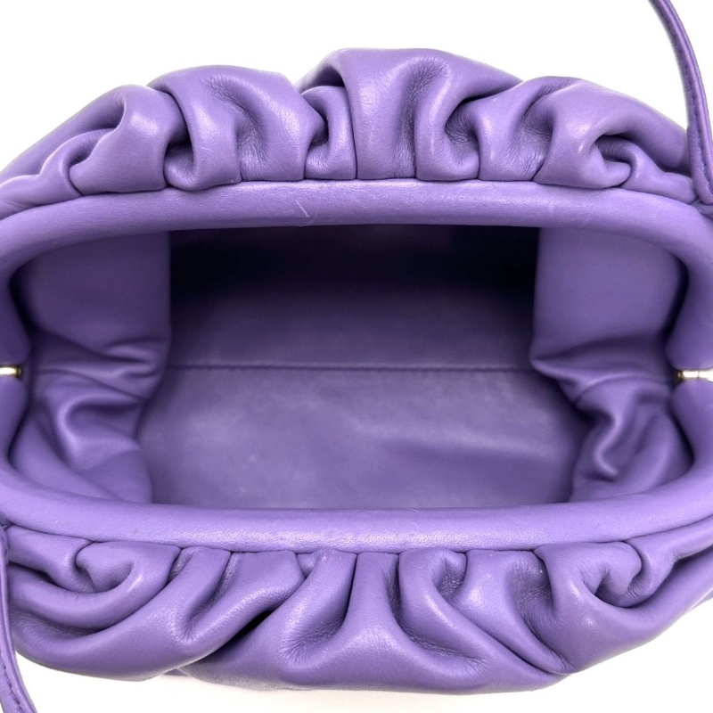 BV 紫色Pouch肩背斜背雲朵包23*13*5 9新 配件塵袋-3