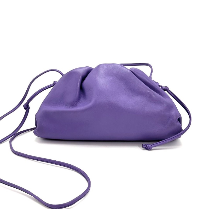 BV 紫色Pouch肩背斜背雲朵包23*13*5 9新 配件塵袋-4