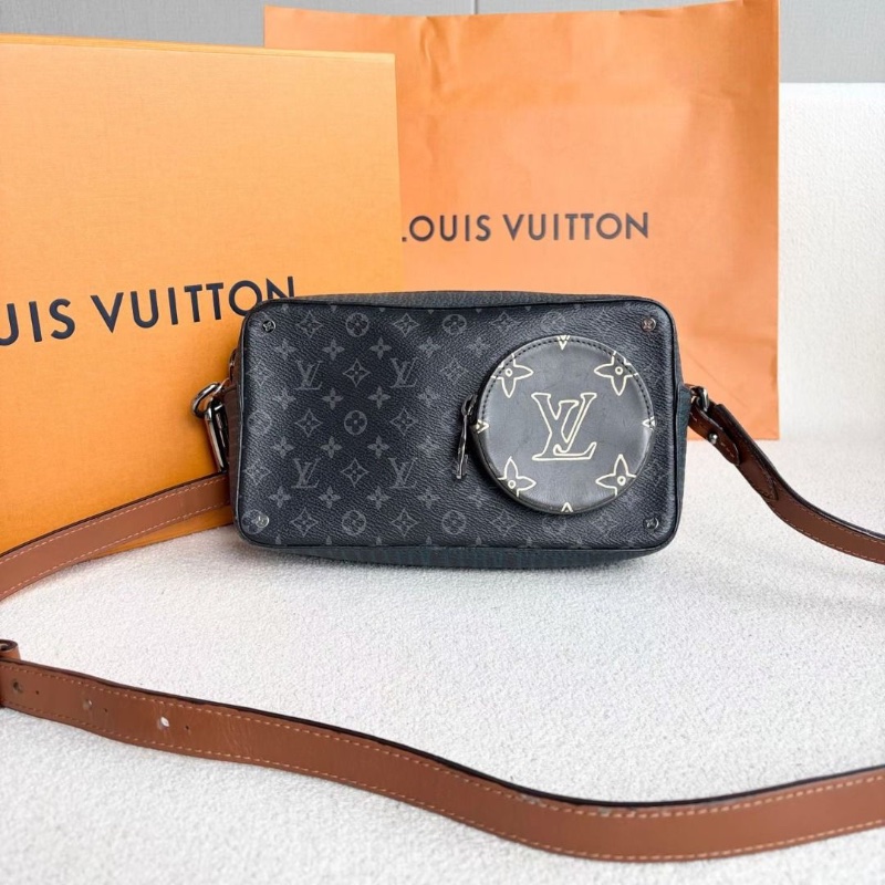 LV VolgaOnStrap限量款相機包 22.5*13*6 9新 配件盒子 塵袋 購證-5