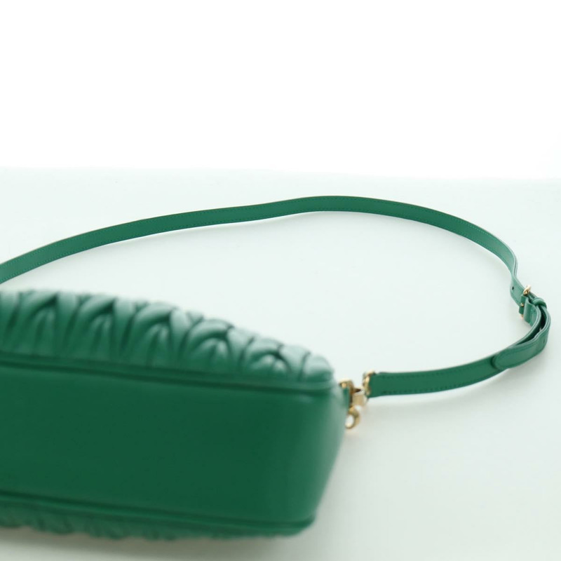 【日本直送】Miu Miu Matelasse 鏈條單肩包，皮革材質，兩用，綠色/金色，正品，貨號 171450SAM-14