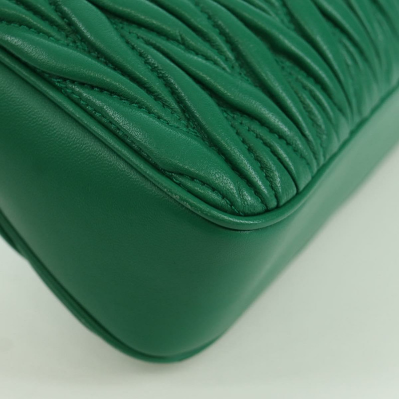 【日本直送】Miu Miu Matelasse 鏈條單肩包，皮革材質，兩用，綠色/金色，正品，貨號 171450SAM-15