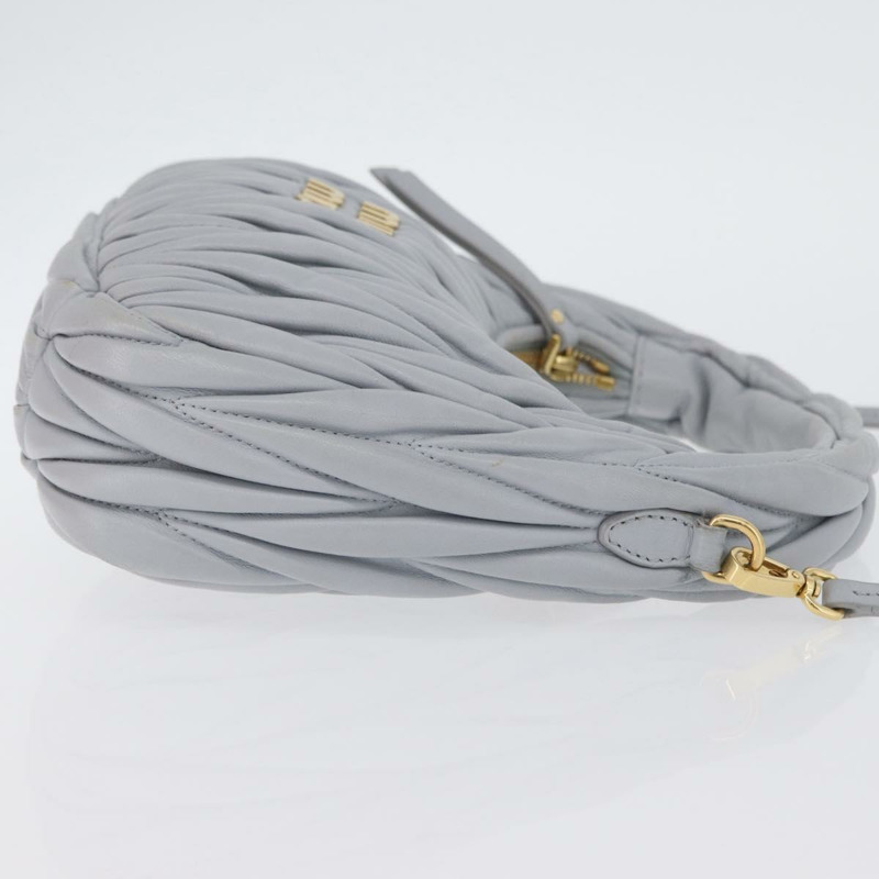 【日本直送】Miu Miu Matelasse Wonder 手提包，皮革材質，兩用，淺藍色/金色，正品，貨號 171511SAM-2