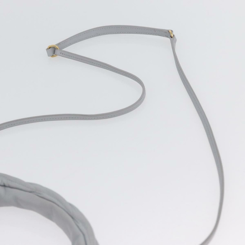 【日本直送】Miu Miu Matelasse Wonder 手提包，皮革材質，兩用，淺藍色/金色，正品，貨號 171511SAM-14