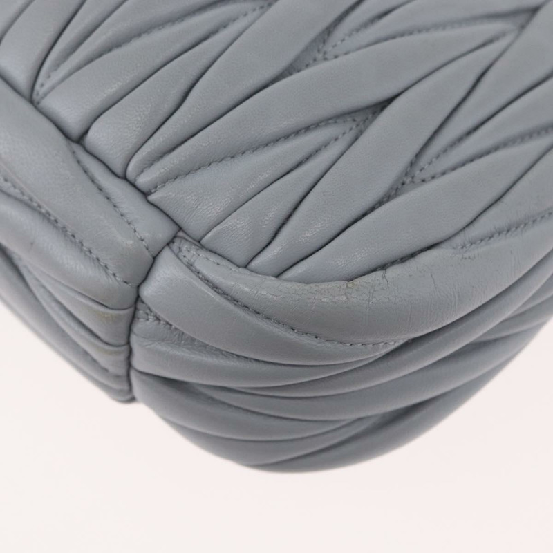 【日本直送】Miu Miu Matelasse Wonder 手提包，皮革材質，兩用，淺藍色/金色，正品，貨號 171511SAM-18