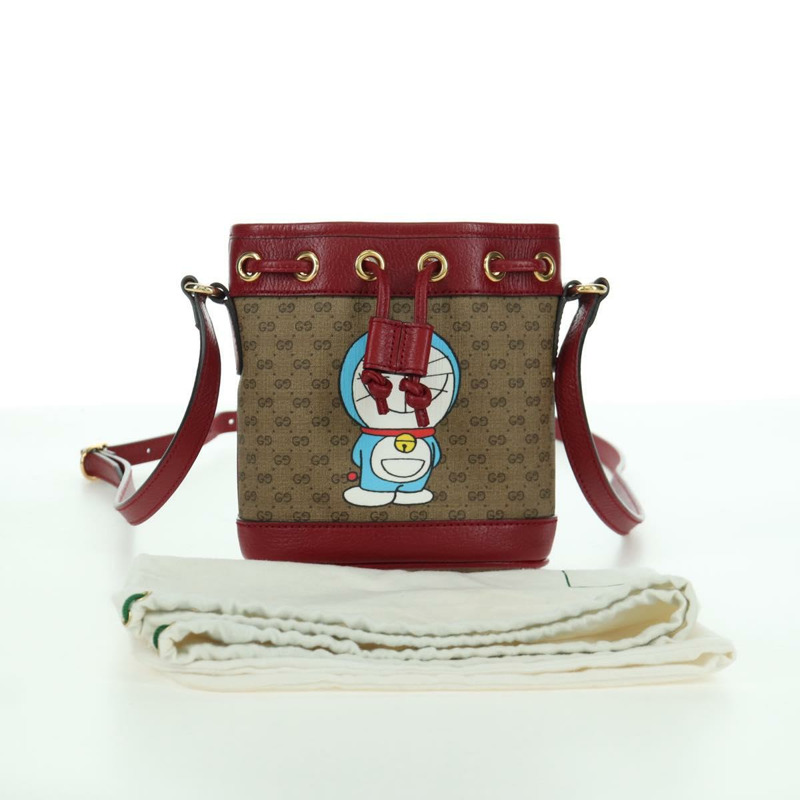【日本直送】GUCCI GUCCI × Doraemon Micro GG Supreme Bag PVC 米色金色 647801 正品 LNZ389SM-11