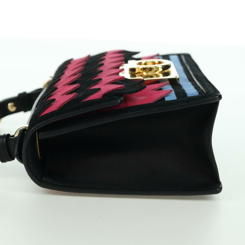 【日本直送】Salvatore Ferragamo Gancini 單肩包，麂皮材質，黑色、粉紅色、金色，正品 ARZ419M-2