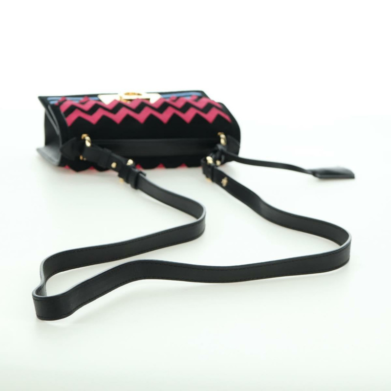 【日本直送】Salvatore Ferragamo Gancini 單肩包，麂皮材質，黑色、粉紅色、金色，正品 ARZ419M-6