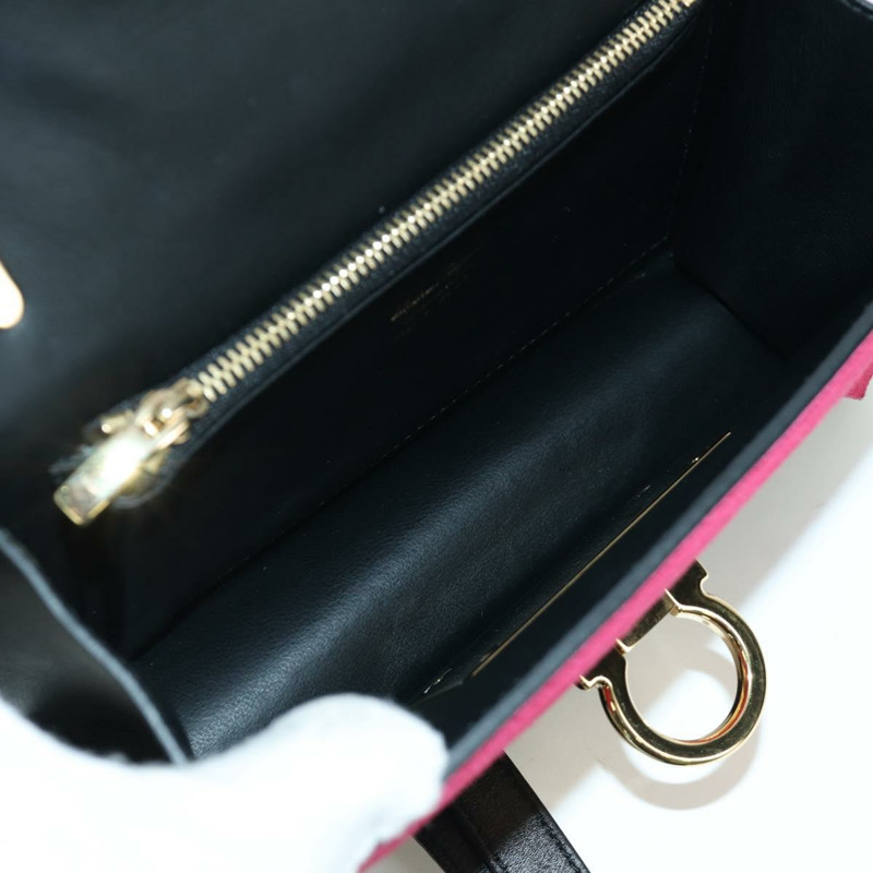 【日本直送】Salvatore Ferragamo Gancini 單肩包，麂皮材質，黑色、粉紅色、金色，正品 ARZ419M-9