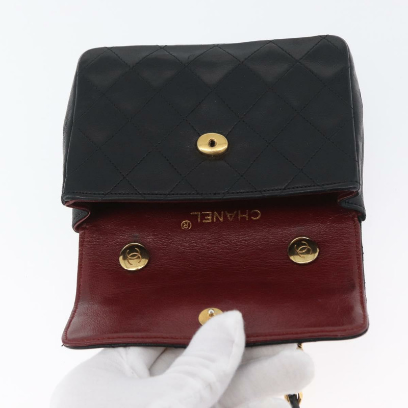 【日本直送】香奈兒 (CHANEL) 絎縫鏈條單肩包，羊皮材質，黑色，金色雙C標誌，正品編號 172545SAV-18