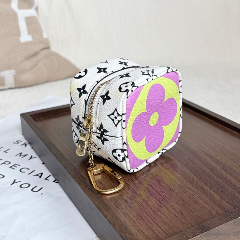 LV cube限定款骰子零錢包 7*7*6 9新 配件塵袋-2
