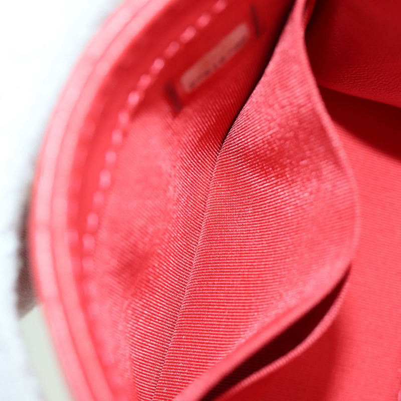 【日本直送】香奈兒 (CHANEL) 鏈條迷你絎縫 11 肩背包，羊皮材質，紅色，金色雙 C 標誌，正品編號 173342SAM-24