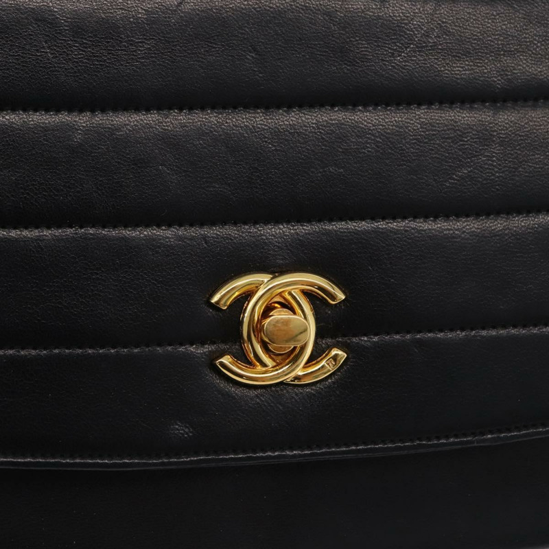 【日本直送】香奈兒半月形鏈條肩背包，羊皮材質，黑色，金色，CC標誌，正品，BSZ402-17