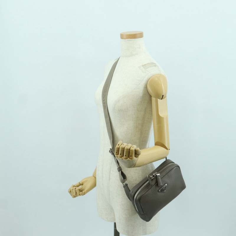 【日本直送】PRADA Vitterodino 肩背包，皮革，灰色/銀色，2VH184，正品 ARZ688SAM-25