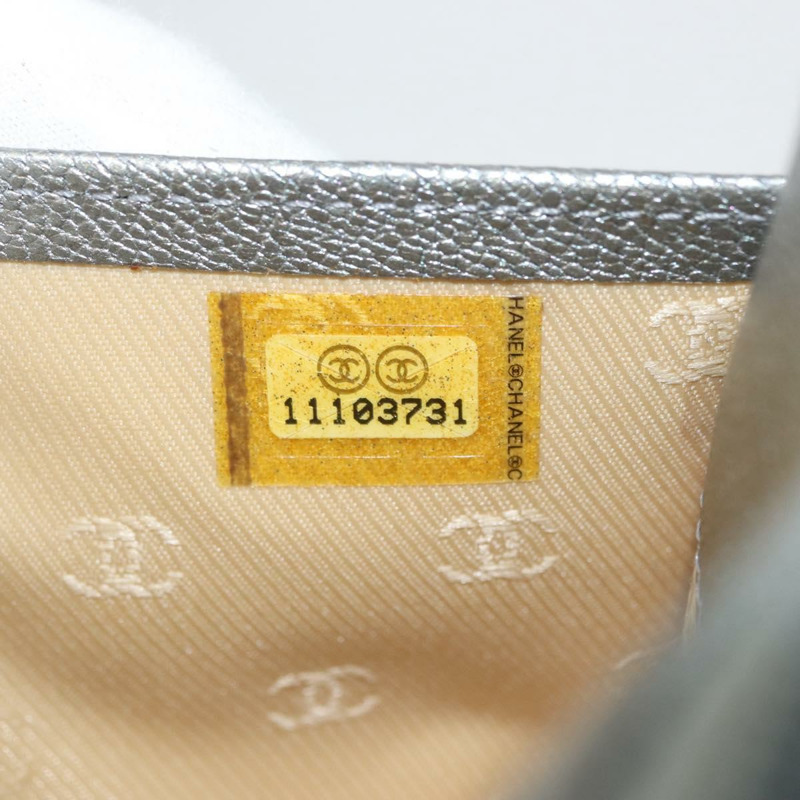 【日本直送】香奈兒鏈皮夾單肩包 皮革 銀色 CC 正品 ka3340SAV-9