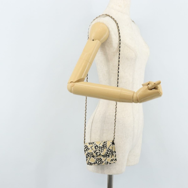 【日本直送】香奈兒迷你絎縫鏈條肩包 12 緞面米色 金色 CC 標誌 ARZ751SAM-21