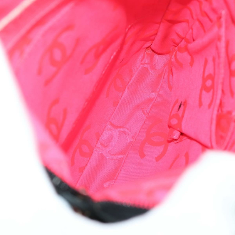 【日本直送】香奈兒 Cambon 系列絎縫肩背包，黑色銀色雙C標誌皮革，貨號 166791A-8