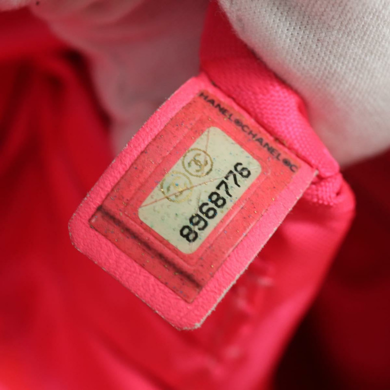 【日本直送】香奈兒 Cambon 系列絎縫肩背包，黑色銀色雙C標誌皮革，貨號 166791A-10