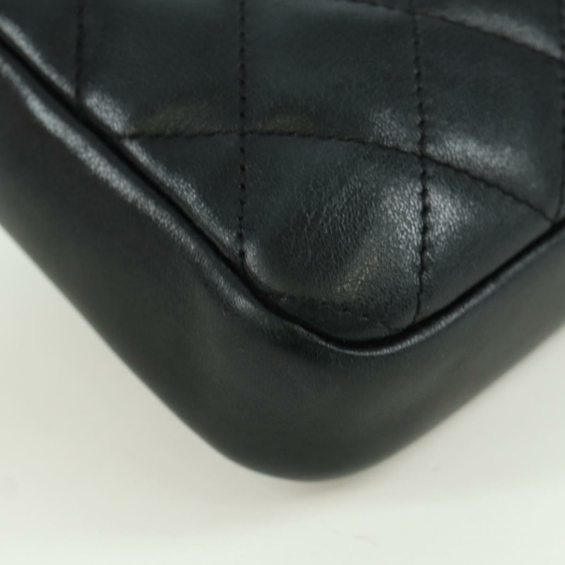 【日本直送】香奈兒 Cambon 系列絎縫肩背包，黑色銀色雙C標誌皮革，貨號 166791A-17