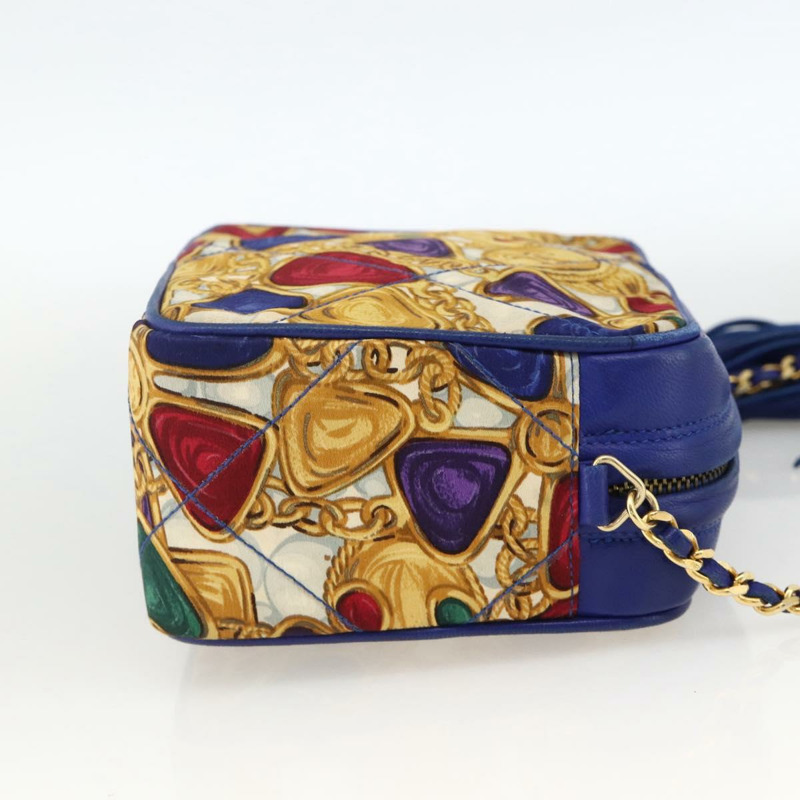 【日本直送】香奈兒 (CHANEL) 菱格紋鏈條肩背包，緞面藍色，金色雙C標誌，正品 BAZ668V-3