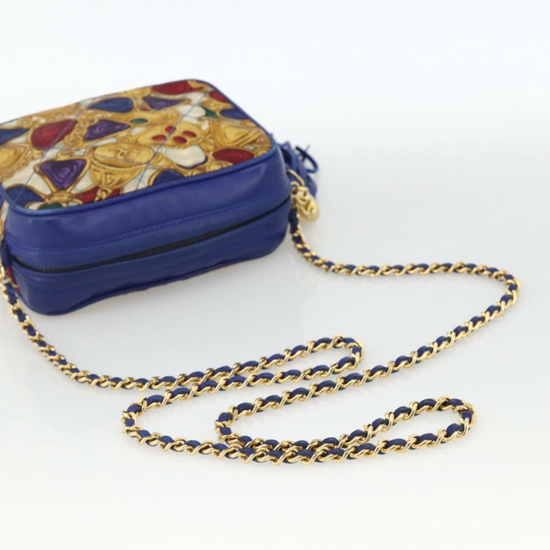 【日本直送】香奈兒 (CHANEL) 菱格紋鏈條肩背包，緞面藍色，金色雙C標誌，正品 BAZ668V-6