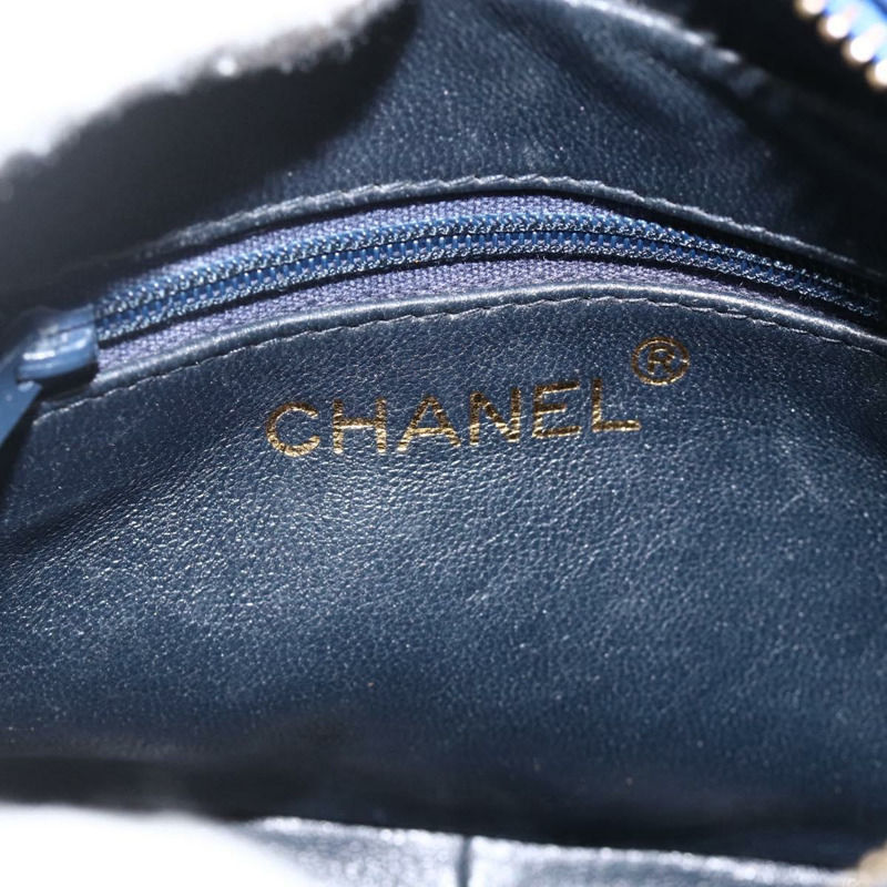 【日本直送】香奈兒 (CHANEL) 菱格紋鏈條肩背包，緞面藍色，金色雙C標誌，正品 BAZ668V-18