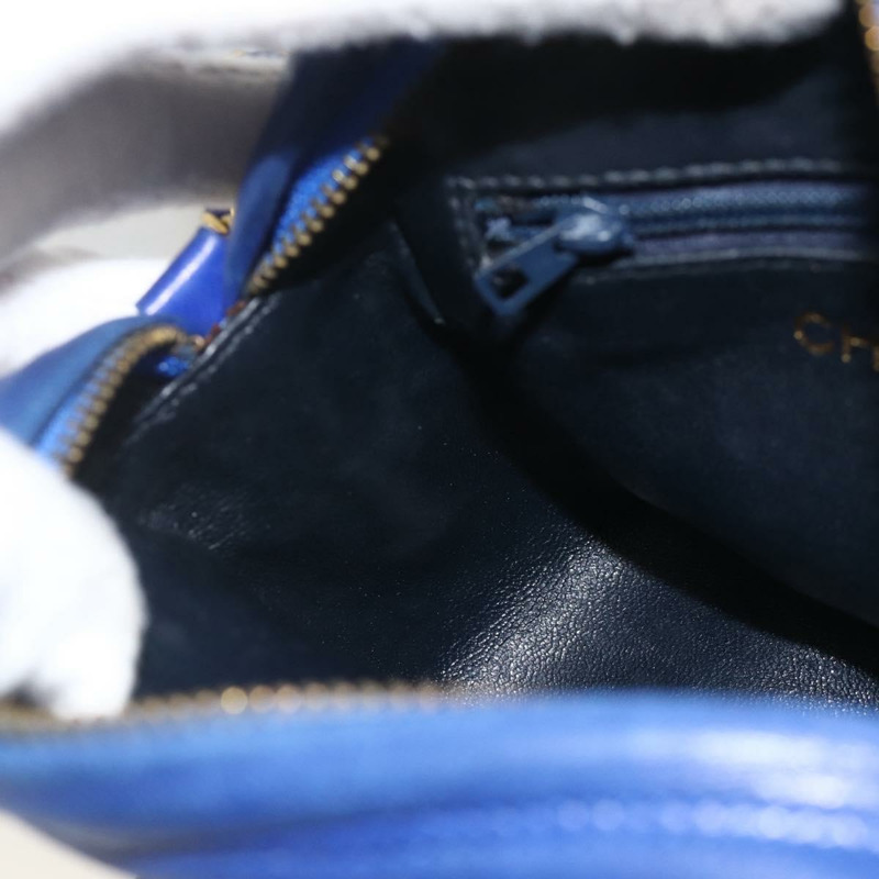 【日本直送】香奈兒 (CHANEL) 菱格紋鏈條肩背包，緞面藍色，金色雙C標誌，正品 BAZ668V-20