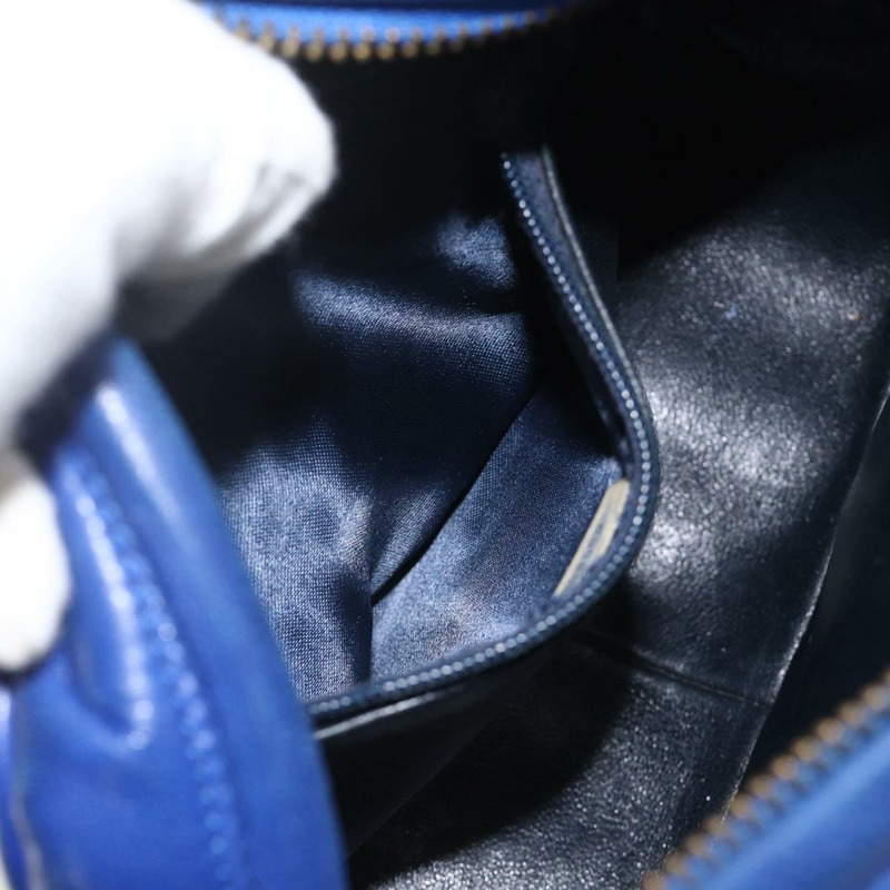 【日本直送】香奈兒 (CHANEL) 菱格紋鏈條肩背包，緞面藍色，金色雙C標誌，正品 BAZ668V-22