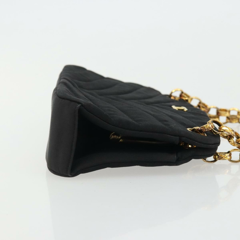 【日本直送】香奈兒 (CHANEL) 尼龍黑色金色雙C鏈條肩背包 Auth BAZ733A-2