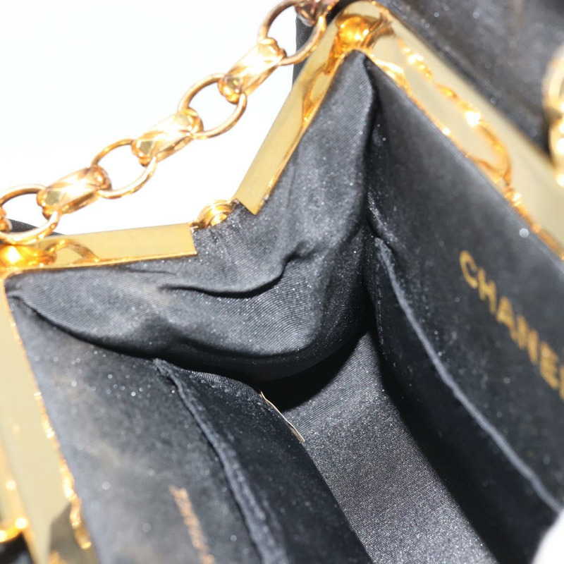 【日本直送】香奈兒 (CHANEL) 尼龍黑色金色雙C鏈條肩背包 Auth BAZ733A-19