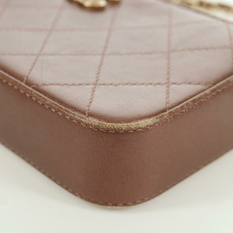 【日本直送】香奈兒 Matelasse 鏈條錢包單肩包 皮革 粉紅色 金色 CC Auth BAZ741V-15