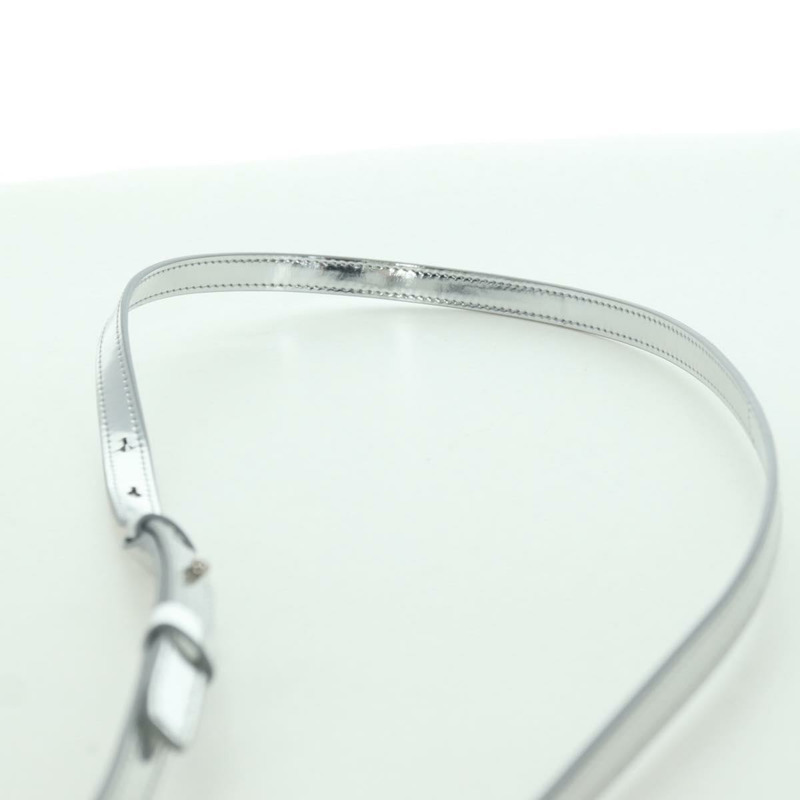 【日本直送】Salvatore Ferragamo Gancini Wanda 手袋 漆皮 兩用 銀色 正品 BAZ481V-6