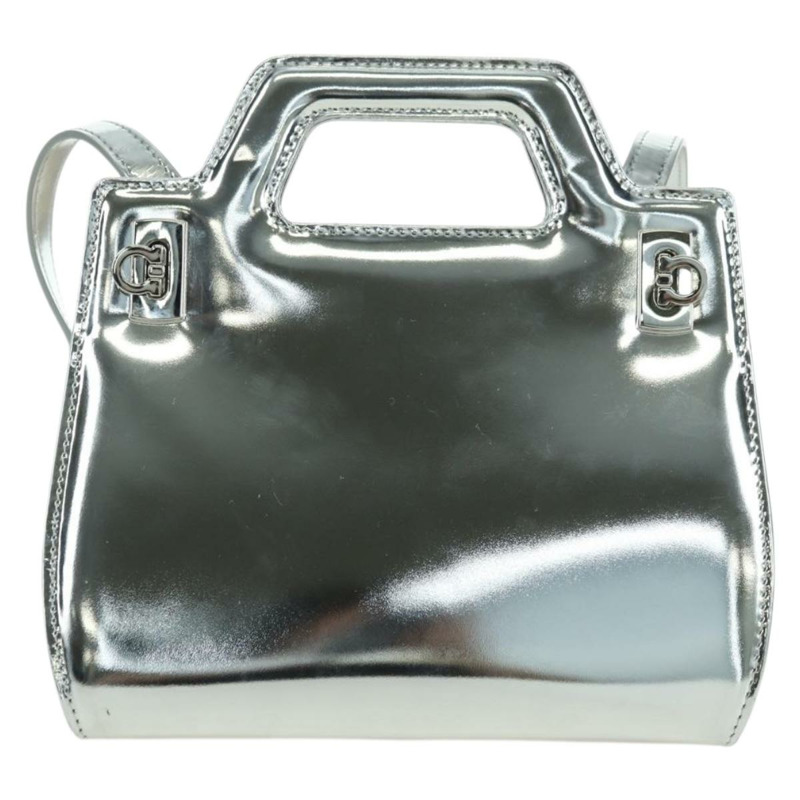 【日本直送】Salvatore Ferragamo Gancini Wanda 手袋 漆皮 兩用 銀色 正品 BAZ481V-12