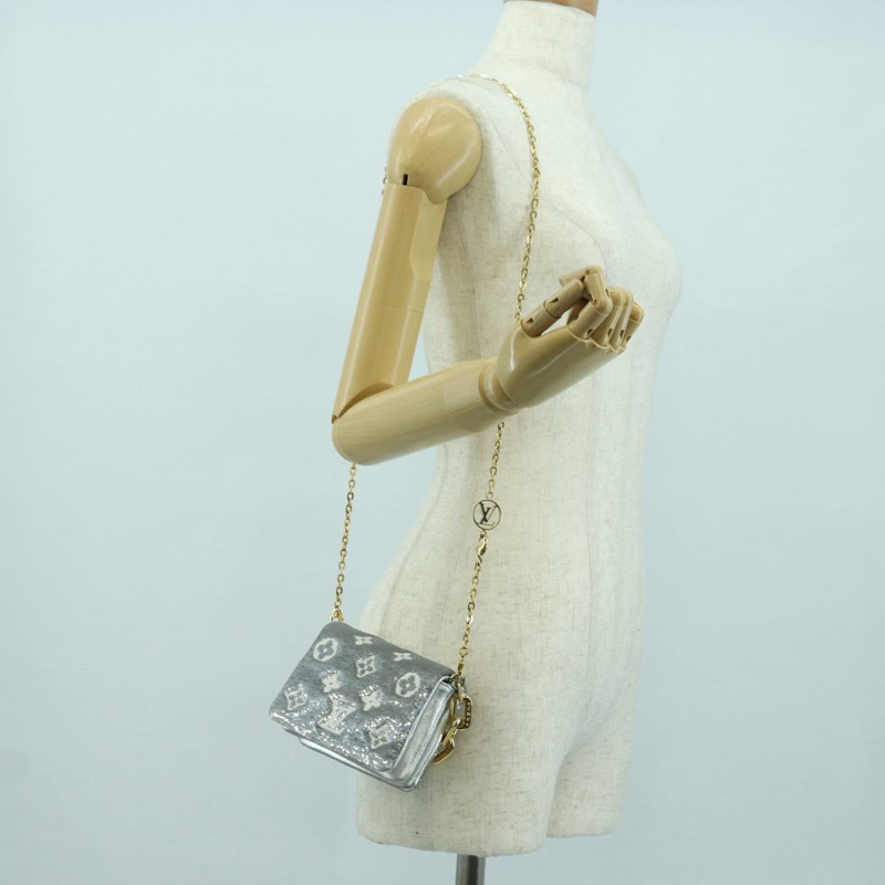 【日本直送】路易威登 Monogram Coussin 腰包 肩背包 銀色 LV 正品 YKZ1196SAM-23