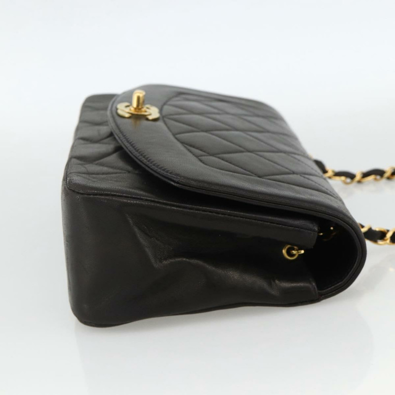 【日本直送】香奈兒 Diana 22 絎縫鏈條包，羊皮材質，黑色，金色雙C標誌，正品 ka3815V-3
