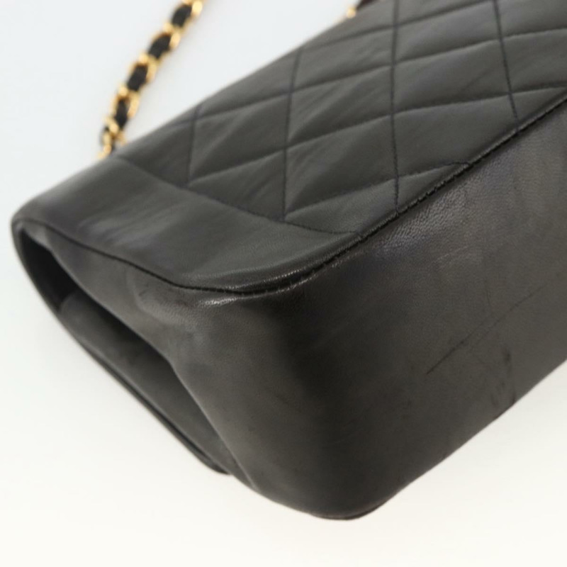 【日本直送】香奈兒 Diana 22 絎縫鏈條包，羊皮材質，黑色，金色雙C標誌，正品 ka3815V-16
