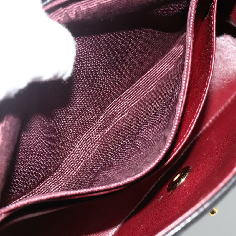 【日本直送】香奈兒 Diana 22 絎縫鏈條包，羊皮材質，黑色，金色雙C標誌，正品 ka3815V-23