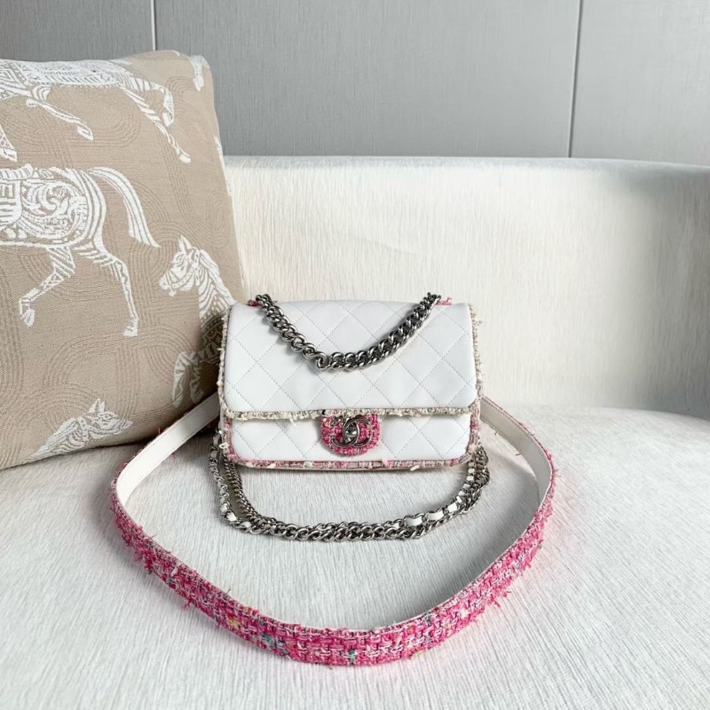 Chanel 季節款彩色毛呢邊CF羊皮拼毛呢 白銀 白色銀扣22*15*6 9新 配件塵袋保卡-2